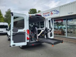 Weiß Neu 2024 Ford Transit Trend Kombi | 59.500 €