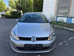 Silber Gebraucht 2016 VW Golf VII LOUNGE Limousine | 10.899 € (Fairer Preis)