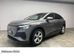 Taifungrau Gebraucht 2022 Audi Q4 e-tron SUV | 33.950 € (Fairer Preis)
