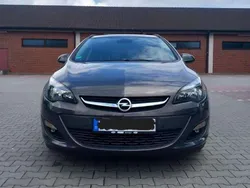 Blau Gebraucht 2015 Opel Astra Kombi | 6.500 € (Guter Preis)