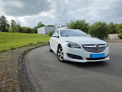 Weiß Gebraucht 2014 Opel Insignia OPC Kombi | 9.999 € (Fairer Preis)
