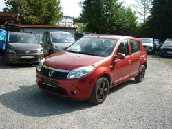 Rot Gebraucht 2011 Dacia Sandero Lauréate Kleinwagen | 3.500 € (Etwas zu teuer)
