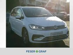 Pure white Gebraucht 2024 VW Touran Move Van / Kleinbus | 36.350 € (Fairer Preis)