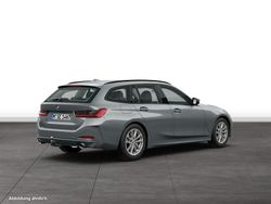 Skyscraper grau metallic Gebraucht 2025 BMW 318 Comfort Edition Kombi | 36.244 € (Guter Preis)
