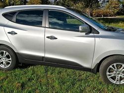 Grau Gebraucht 2014 Hyundai Tucson Trend SUV | 9.500 € (Teuer)