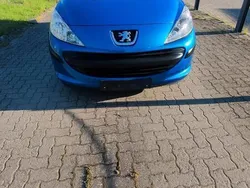 Blau Gebraucht 2007 Peugeot 207 Kleinwagen | 2.550 € (Fairer Preis)
