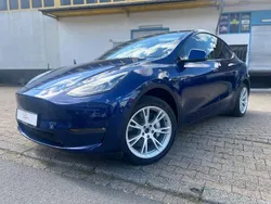 Blau Gebraucht 2023 Tesla Model Y Long Range AWD SUV | 32.400 € (Superpreis)