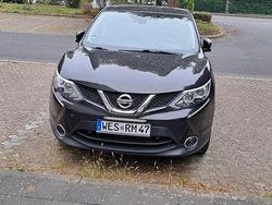 Schwarz Gebraucht 2017 Nissan Qashqai SUV | 14.499 €
