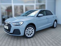 Grau Neu 2025 Audi A1 Sportback Sport Kleinwagen | 27.950 € (Etwas zu teuer)