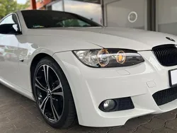 Weiß Gebraucht 2009 BMW 325 Cabriolet M Sport Cabrio | 13.500 € (Etwas zu teuer)