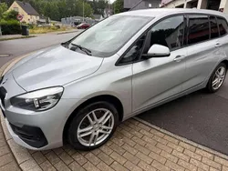 Grau Gebraucht 2019 BMW 218 Gran Tourer Van / Kleinbus | 13.999 € (Superpreis)