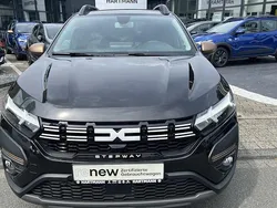 Schwarz Gebraucht 2023 Dacia Sandero Extreme Kleinwagen | 16.990 € (Guter Preis)