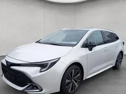 Weiß Neu 2025 Toyota Corolla Lounge Kombi | 38.990 €