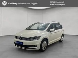 Weiß Gebraucht 2023 VW Touran Comfortline Van / Kleinbus | 25.890 € (Guter Preis)