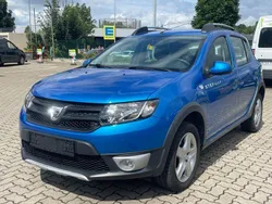 Blau Gebraucht 2014 Dacia Sandero Stepway Ambiance Kleinwagen | 6.900 € (Guter Preis)