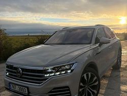 Beige Gebraucht 2021 VW Touareg SUV | 39.990 € (Fairer Preis)