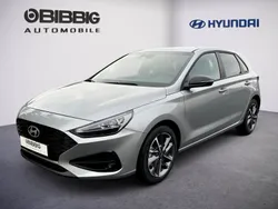 Silber Neu 2024 Hyundai i30 Advantage Limousine | 23.990 € (Fairer Preis)