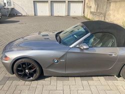Grau Gebraucht 2005 BMW Z4 Sport Line Cabrio | 8.450 € (Fairer Preis)