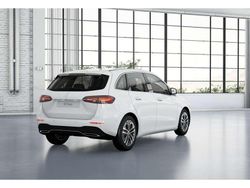 Weiss polarweiß Gebraucht 2024 Mercedes B180 Progressive Van / Kleinbus | 27.550 € (Guter Preis)