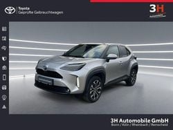 Silber Gebraucht 2022 Toyota Yaris Cross Team SUV | 23.890 € (Guter Preis)