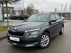 Grau Gebraucht 2021 Skoda Kamiq Ambition SUV | 22.800 € (Etwas zu teuer)