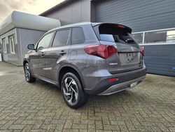 Titan dark gray pearl metallic Neu 2025 Suzuki Vitara Comfort+ Van / Kleinbus | 27.590 € (Guter Preis)