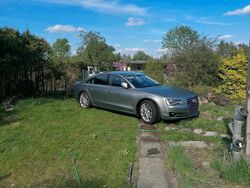 Grau Gebraucht 2011 Audi A8 Limousine | 17.500 € (Etwas zu teuer)