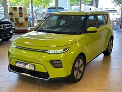 Grün Gebraucht 2021 Kia Soul EV Edition 7 SUV | 15.000 € (Guter Preis)