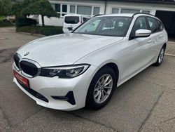 Weiß Gebraucht 2022 BMW 320 Limousine | 21.950 € (Superpreis)