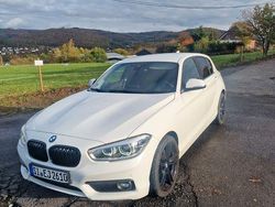 Weiß Gebraucht 2017 BMW 120 Sport Line Kleinwagen | 10.700 € (Guter Preis)