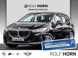 Schwarz uni Gebraucht 2024 BMW 218 Active Tourer Van / Kleinbus | 28.280 € (Superpreis)