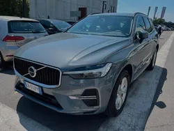 Grau Gebraucht 2021 Volvo XC60 Plus SUV | 23.801 €