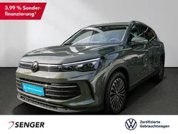 Cipressinogrün Gebraucht 2024 VW Tiguan Life SUV | 35.880 € (Superpreis)
