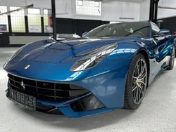 Blau Gebraucht 2012 Ferrari F12 Coupé | 269.000 € (Etwas zu teuer)