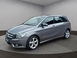 Grau Gebraucht 2013 Mercedes B180 Van / Kleinbus | 11.890 € (Guter Preis)