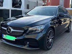 Schwarz Gebraucht 2019 Mercedes C300 Kombi | 32.000 € (Fairer Preis)
