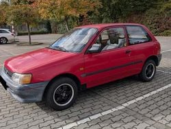 Rot Gebraucht 1993 Toyota Starlet Kleinwagen | 2.000 €