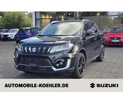 Cozmic black pearl metallic Gebraucht 2023 Suzuki Vitara Comfort+ SUV | 22.990 € (Fairer Preis)