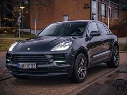 Grau Gebraucht 2019 Porsche Macan Basis SUV | 39.990 € (Fairer Preis)