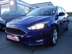 Blau Gebraucht 2015 Ford Focus Trend Limousine | 6.990 € (Guter Preis)