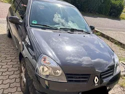 Schwarz Gebraucht 2008 Renault Clio II Kleinwagen | 1.290 €
