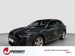 Magnetgrau Gebraucht 2024 Audi Q8 e-tron S-Line SUV | 49.970 € (Superpreis)