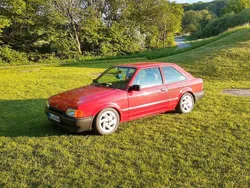Rot Gebraucht 1985 Ford Escort Limousine | 6.666 €