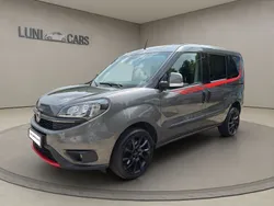 Grau Gebraucht 2020 Fiat Doblò Van / Kleinbus | 15.980 € (Fairer Preis)
