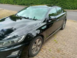 Schwarz Gebraucht 2015 Kia Optima Spirit Limousine | 10.100 €