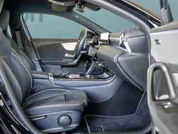 Schwarz Gebraucht 2021 Mercedes A250 Kleinwagen | 29.049 € (Fairer Preis)