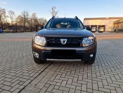 Braun Gebraucht 2016 Dacia Duster SUV | 4.800 € (Superpreis)