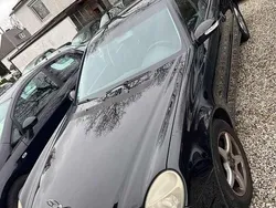 Obsidianschwarz metalliclack Gebraucht 2006 Mercedes E220 Limousine | 2.500 € (Superpreis)