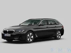 Saphirschwarz475schwarz Gebraucht 2021 BMW 520 Sport Line Limousine | 25.999 € (Superpreis)