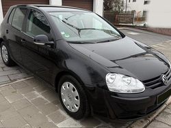 Schwarz Gebraucht 2005 VW Golf IV Trendline Limousine | 3.800 € (Etwas zu teuer)